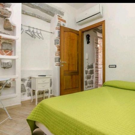 Room Tortoli' Экстерьер фото